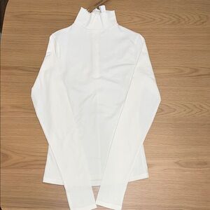 NWT skims cotton jersey turtleneck 🤍